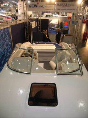 катера COBRA 2150 Prestige