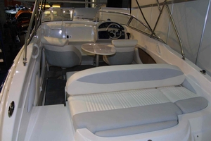kokpit2150_02